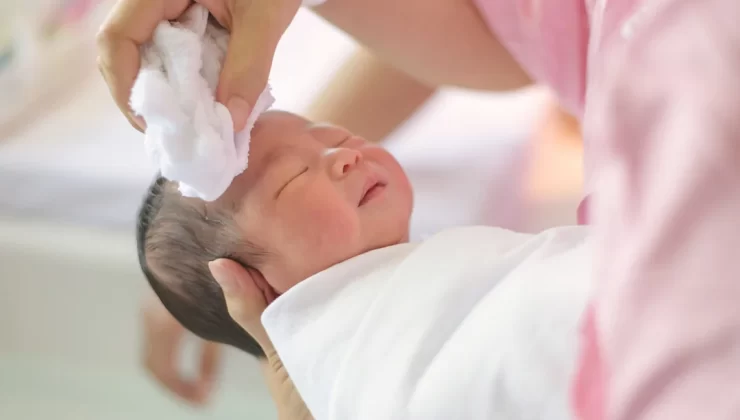 Yenidoğan Bakımı Nasıl Olmalıdır? | modagirdim Blog