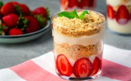 Sütlü Tatlıların En Hafifi: Magnolia Tatlısı – modagirdim.com