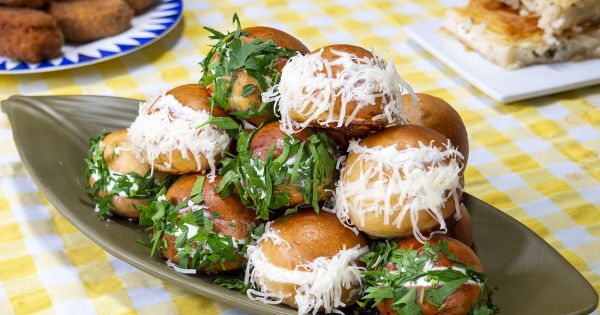 Ona Yakışıyor: Sakallı Poğaça Tarifi – modagirdim.com