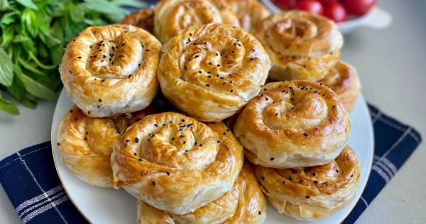 En Kurtarıcı Lezzetlerden: Patatesli Gül Böreği – modagirdim.com