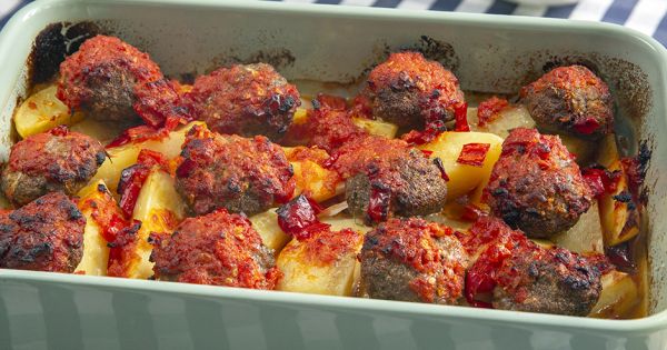 O Bir Kurtarıcı: Fırında Köfte Patates Tarifi – modagirdim.com