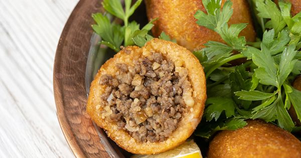 Pişerken Dağılmaz, Yağ Çekmez: İçli Köfte – modagirdim.com