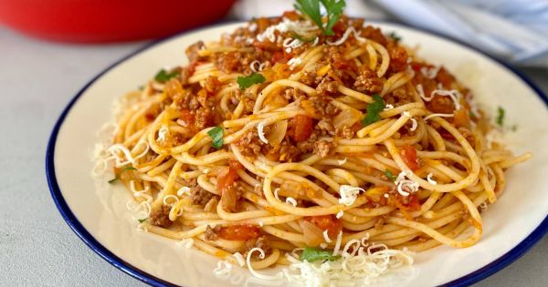 Doymak İstemeyeceksiniz: Bolonez Soslu Spagetti – modagirdim.com