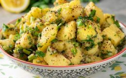 En Pratik ve Lezzetli Haliyle: Patates Salatası – modagirdim.com