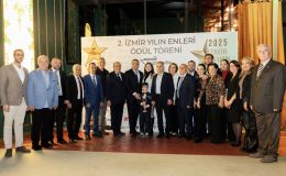 İzmir Yılın Enleri Ödülleri görkemli bir geceyle sahiplerini buldu