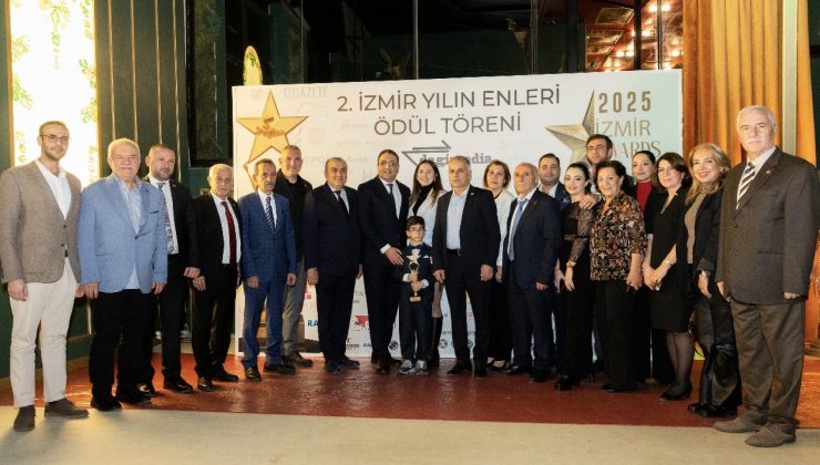 İzmir Yılın Enleri Ödülleri görkemli bir geceyle sahiplerini buldu
