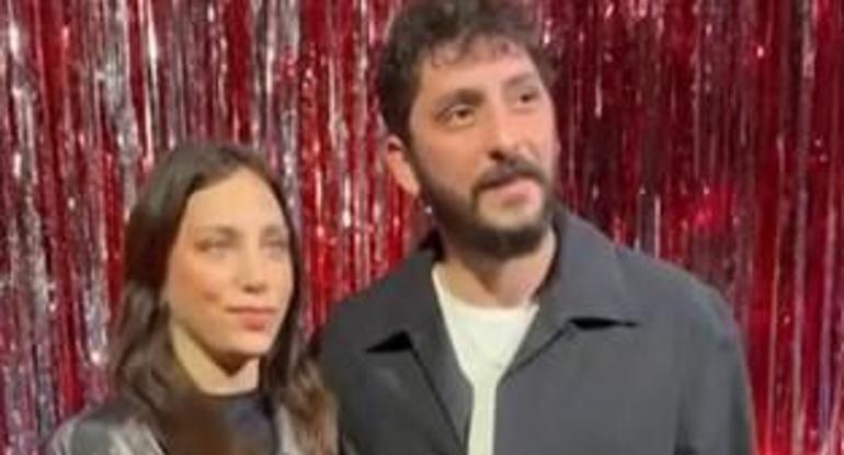 İkiz kardeşler kafa karıştırdı Ben Öykü değilim