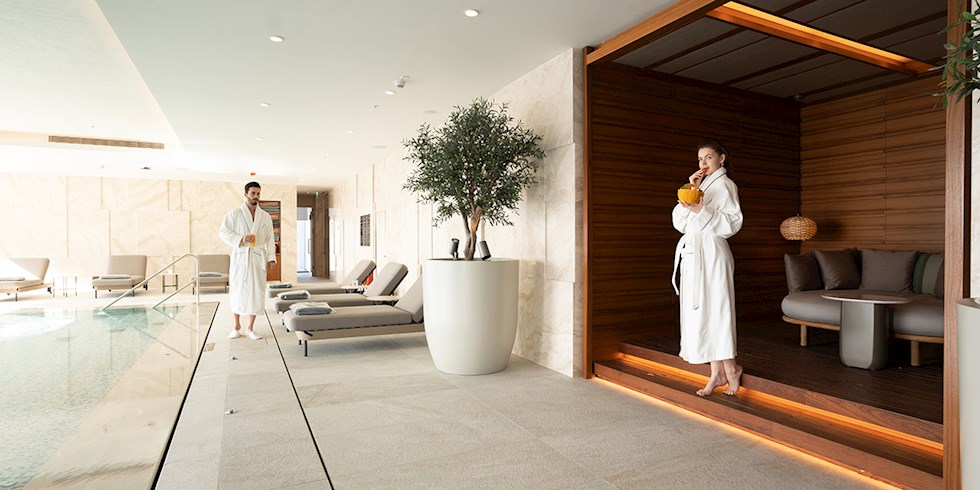 ŞEHRİN ORTASINDA HUZURLU BİR MOLA