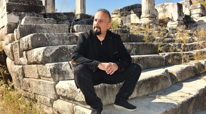 BESTE FABRİKATÖRÜNDEN YILIN ŞARKISI: “SEVDİĞİM İÇİN”