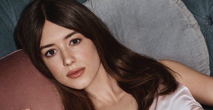 Daisy Edgar Jones Estée Lauder