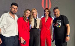 Ünlü Koreograf Serkan Duman ve Gökhan Duman’dan İzmir’e Yıldız Yağmuru !