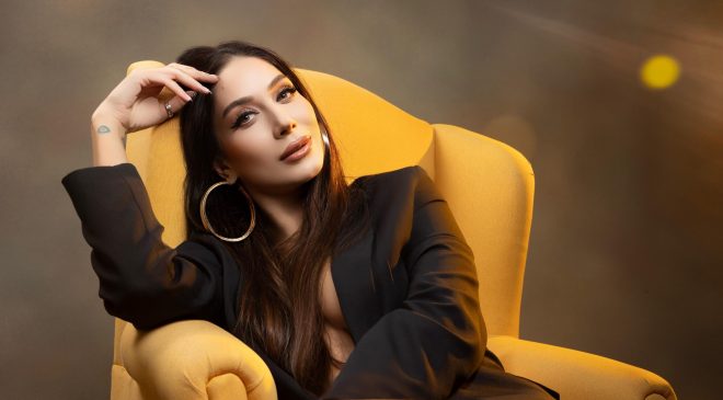 ECE GÜRSEL “KALBİN YALAN AKUSTİK” TÜM DİJİTAL PLATFORMLARDA YAYINDA