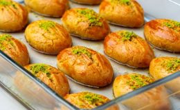 Pastanelerde Yediklerinizden Farksız: Şekerpare – modagirdim.com