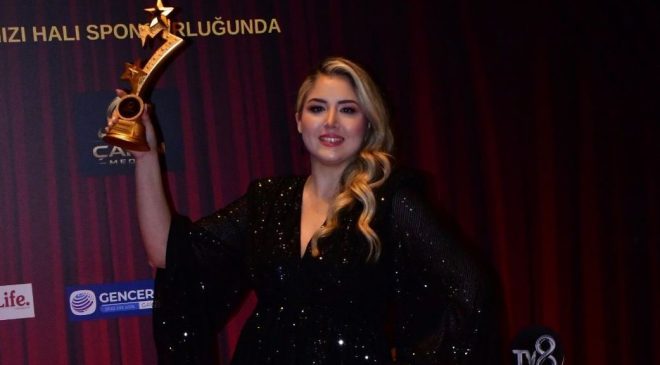 Işıltının Adı: Ayşegül Sağ’a Uluslararası Prestij Ödülü!