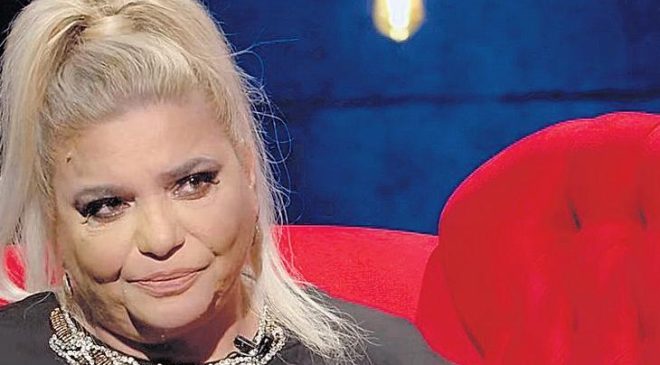 ‘Yüzüm gülerken içim acıyordu’