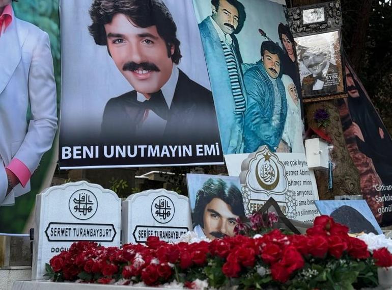 Ferdi Tayfur vefatının 1. yıl dönümünde mezarı başında anıldı