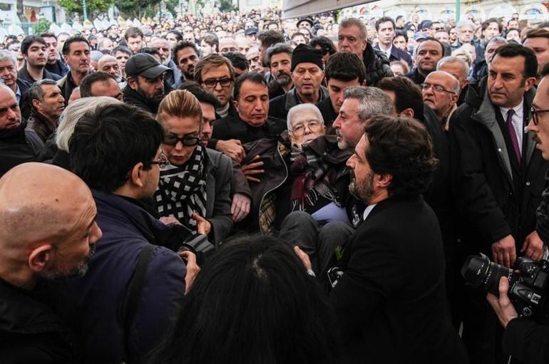 Haldun Dormenin cenazesinde fenalaşmıştı İzzet Günaydan haber var
