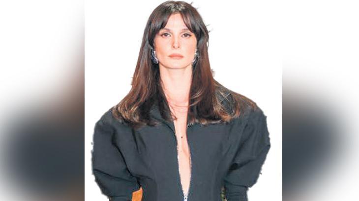 Lavanta halıya siyah imza