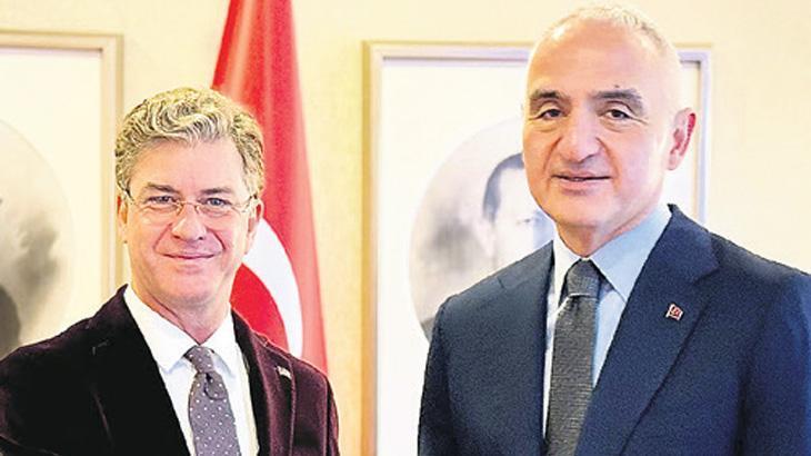 Tan Sağtürk bakan danışmanı oldu