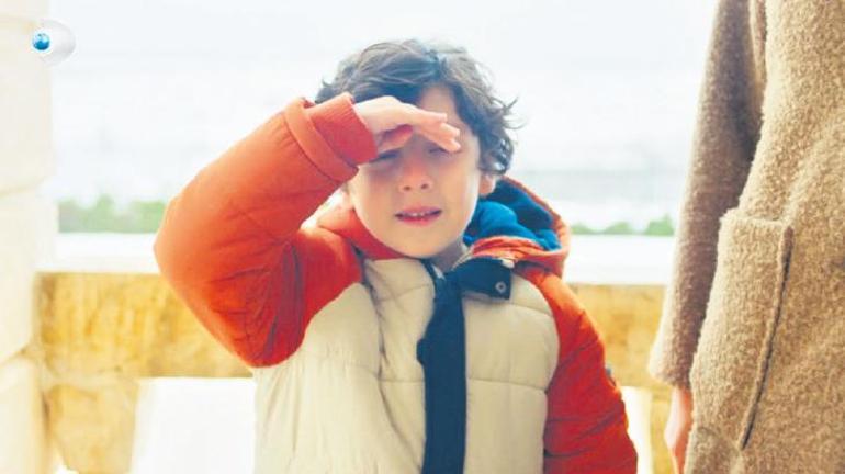 Uzak Şehir’den ‘Bayrak’ mesajı