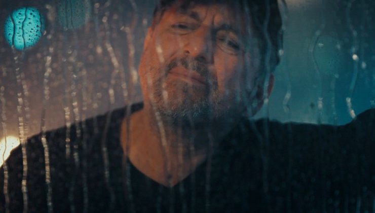 KAMİL HAZAR’DAN AŞKA SESLENEN YENİ ŞARKI: “BİR SEVDİĞİM VAR”