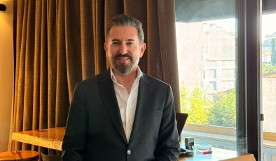 Sevgililer Günü’nde Güzelliğinizi Çekici Dudaklar ile Tamamlayın