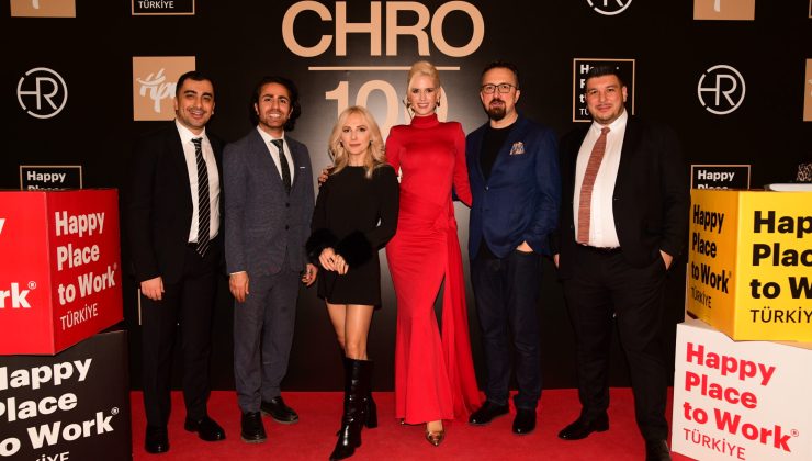 Wilma Elles’ten 100 ödül! Gecenin yıldızı Wilma Elles oldu…