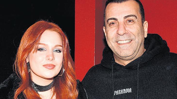 Emre Karayel’le düet yaptı