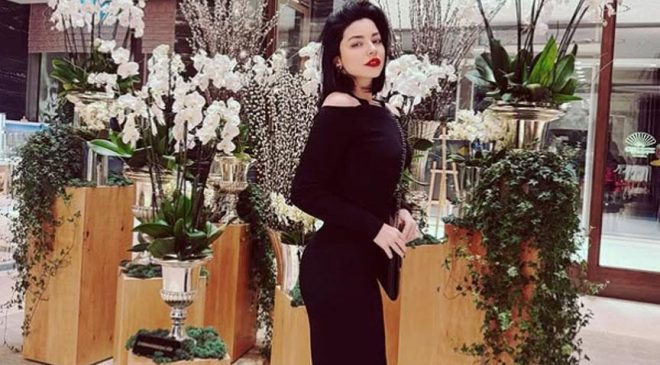 Merve Boluğur, Photoshop'un dozunu kaçırdı!