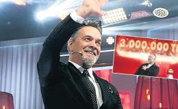 Oto tamircisi tarih yazdı