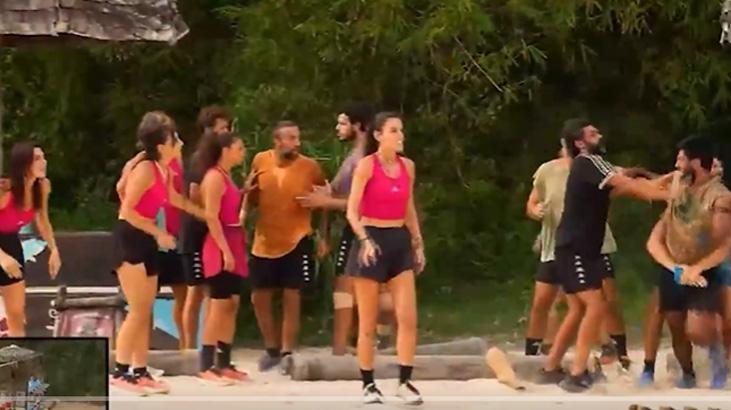 Survivor'da kavga çıktı! Birbirine giren Ramazan ve Sercan'ı arkadaşları güçlükle ayırdı