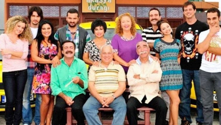 Yeniden başlayacağı yalanlanmıştı: Akasya Durağı'nın yayınlanacağı tarih belli oldu