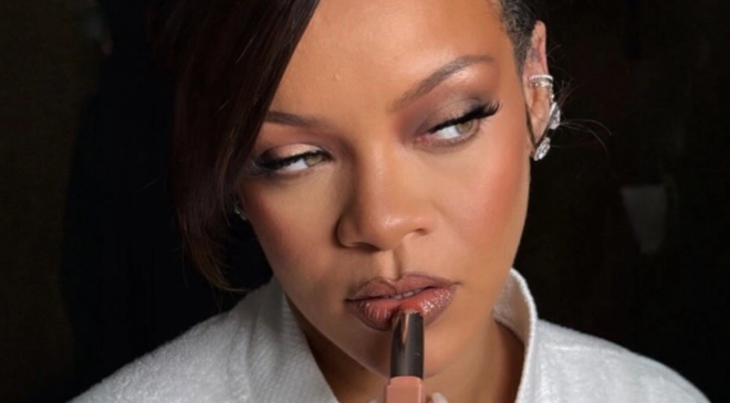 Nemli ve Renkli: İlkbaharın Parlak Dudakları