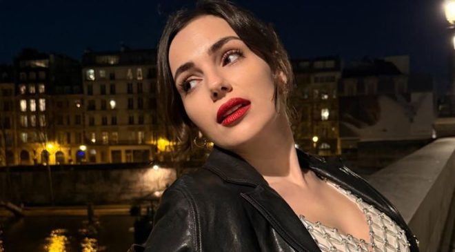 PARİS’TE BİR GÜZEL