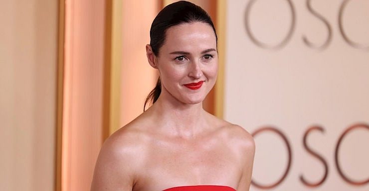 98. Oscar Töreni’nin Öne Çıkan Güzellik Görünümleri