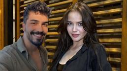 Ayrılık iddialarına noktayı koydu! Yağmur Yüksel ve sevgilisi Oktay Ekinci'den romantik poz