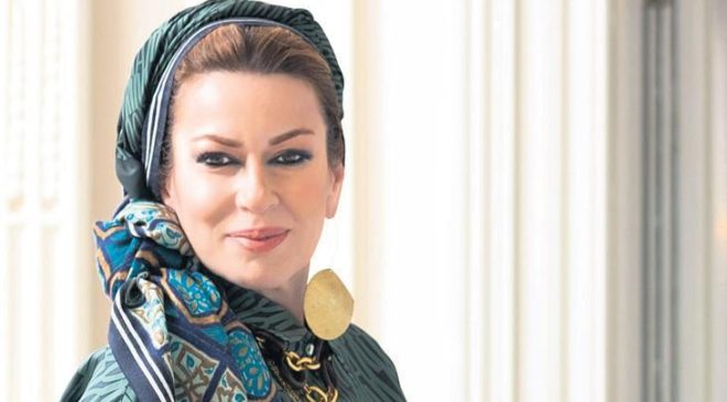 ‘Moda geçer duruş kalır'