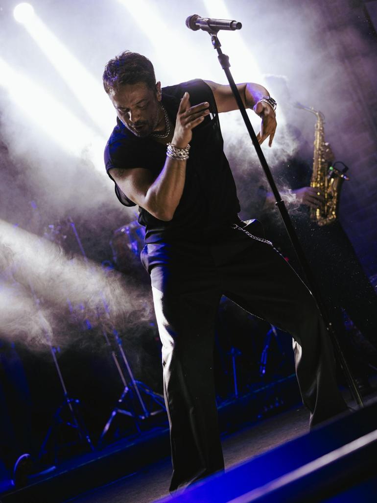 Emre Altuğ’dan şaşırtan gizli aşk itirafı: 1.5 yıldır hayatımda biri var