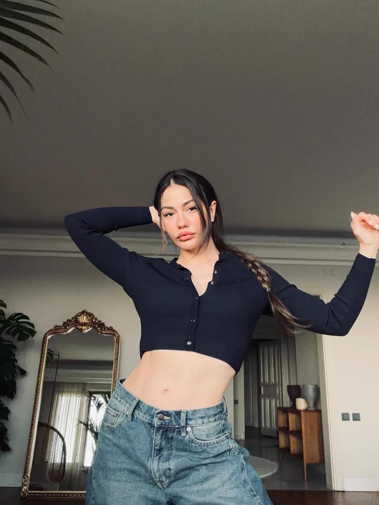 Eşref Rüyanın Nisanı Demet Özdemir’den hayranına anlamlı karşılık: Mütevazı tavrı takdir topladı