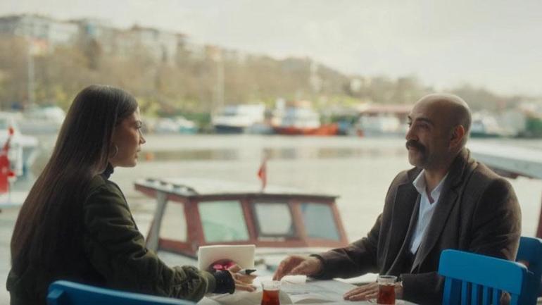 Eşref sevda defterini kapattı