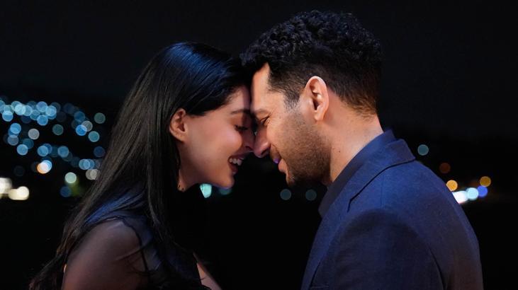 Güller ve dudaklar şimdi! Zeynep için otelini kapattı