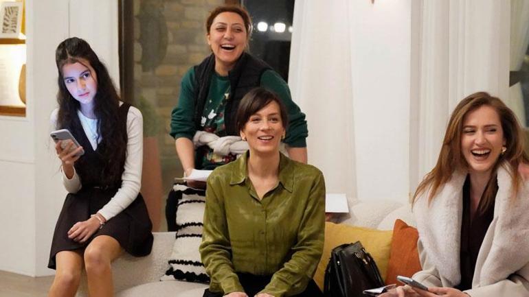 Güller ve Günahlar’da bayram havası