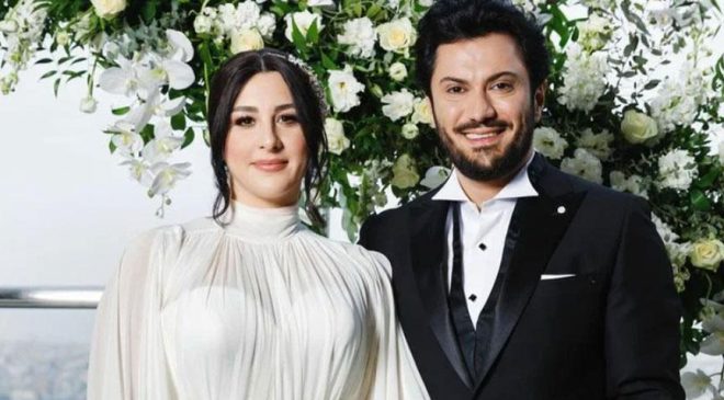 Komedyen Yasemin Sakallıoğlu evlilik yıl dönümünü statta kutladı