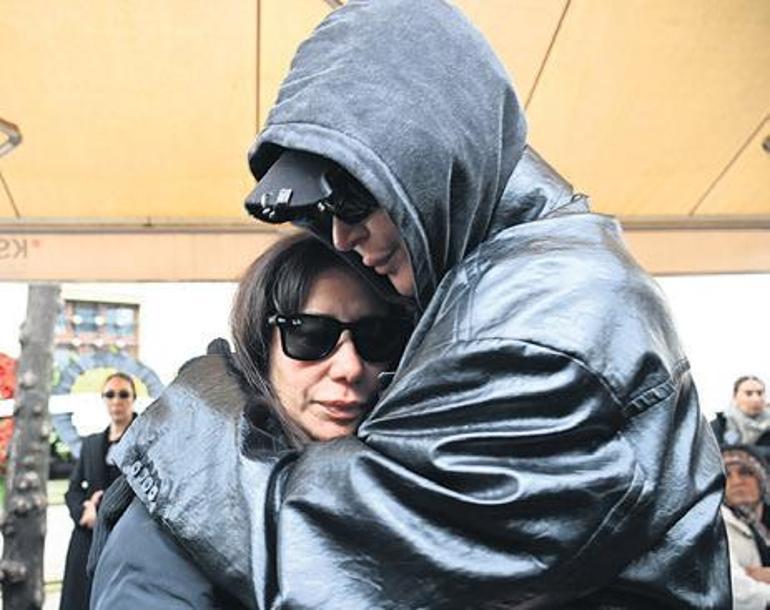 Son yolculuğuna uğurlandı