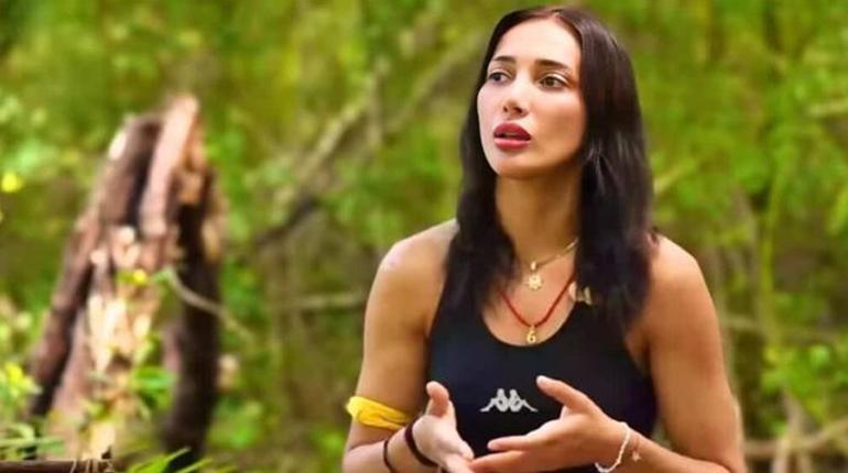 Survivordan elendi, mavi takımı hedef aldı Kandırılmak hiç bu kadar üzmemişti