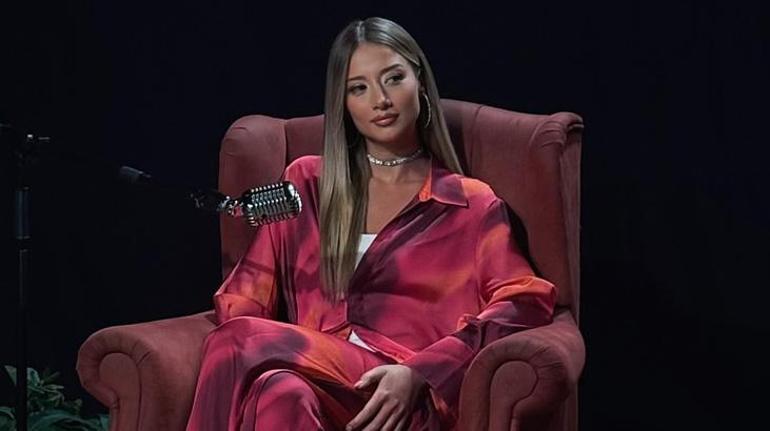 Tutuklanan Aleyna Kalaycıoğluna kötü haber 9 milyon dinlenen şarkısı YouTubedan kaldırıldı