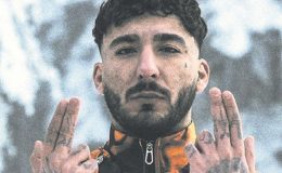 Yeni şarkısıyla trendlerde!