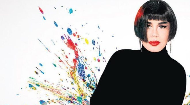 Albümü evinde kutlayacak