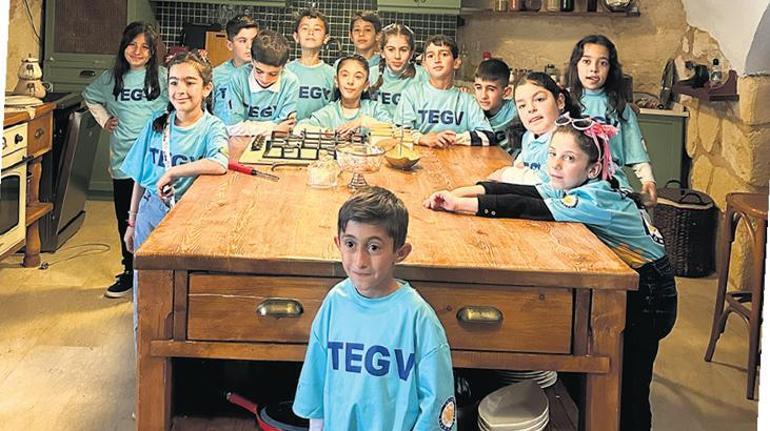 ‘Uzak Şehir’ seti kapılarını çocuklara açtı