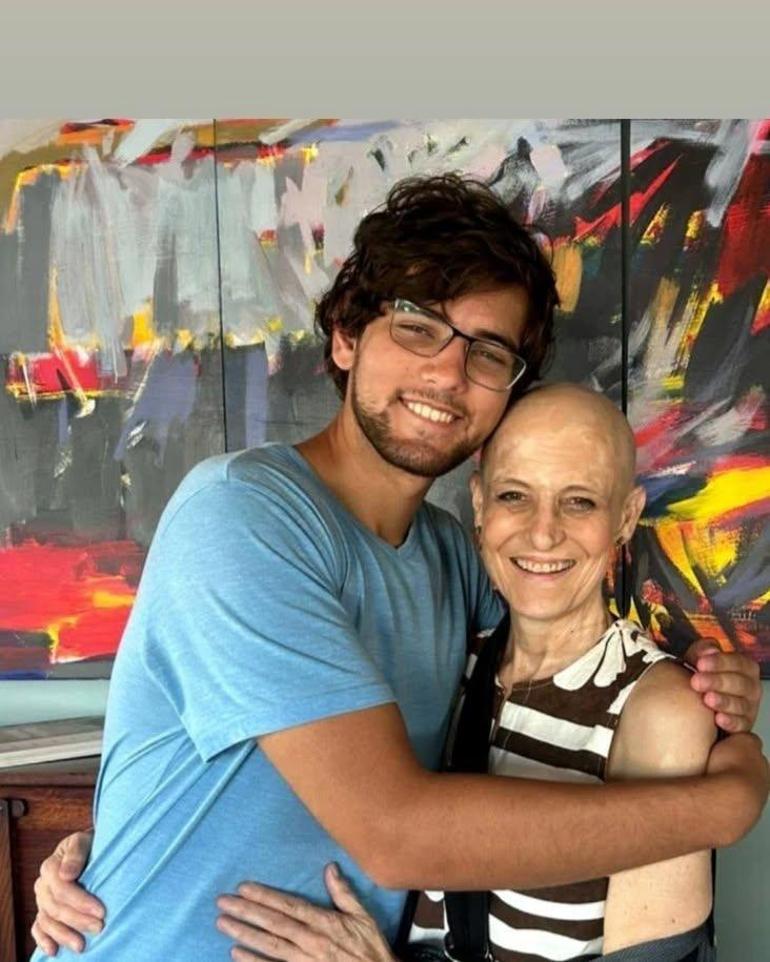 Gladyatörlerin efsanesiydi Ünlü oyuncu kansere yenik düştü